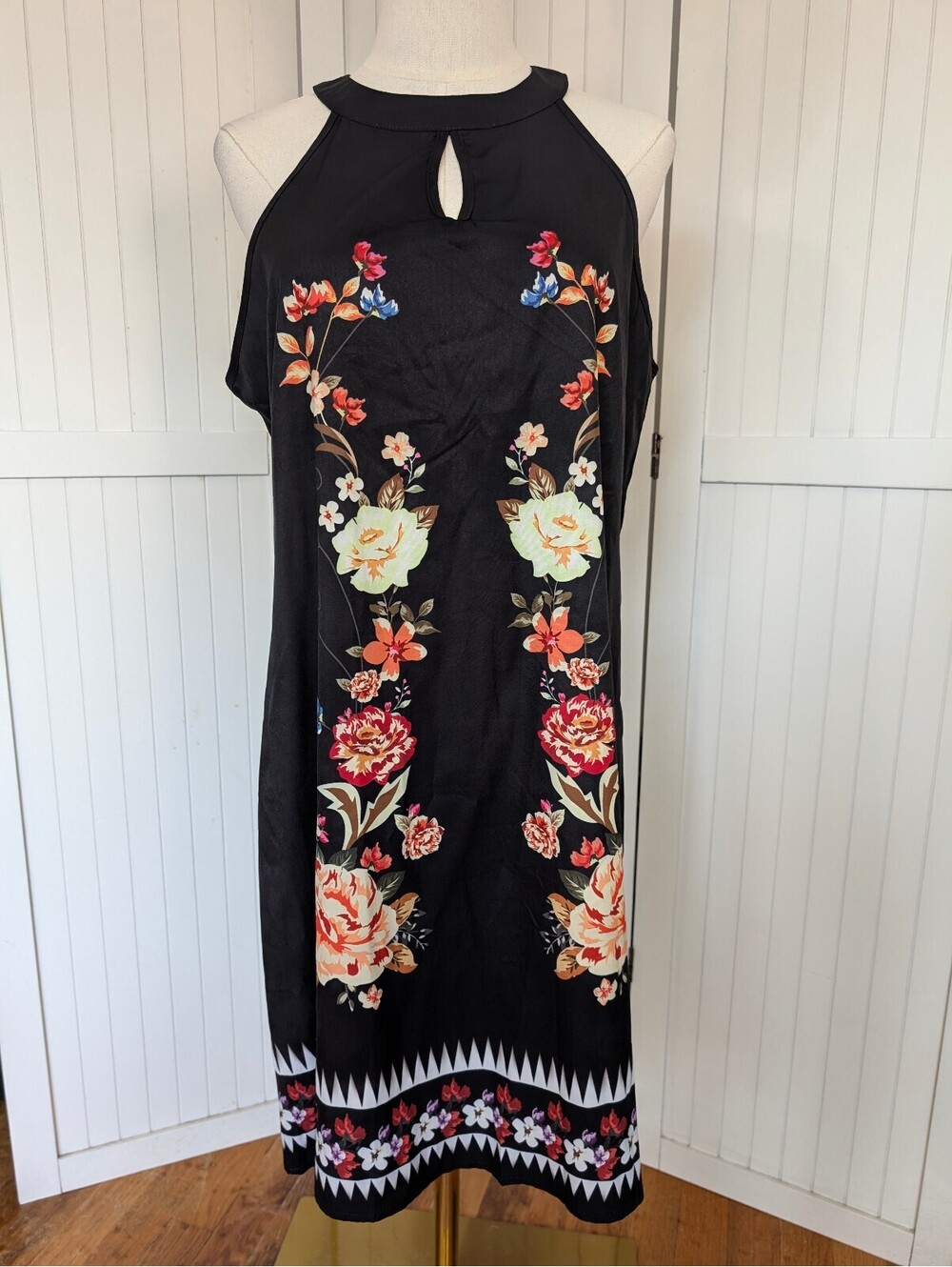 Emery Rose XL Black Floral Halter Shift Dress Keyhole Sleeveless NWT
